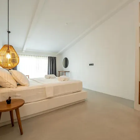 Gizz Aparthotel *