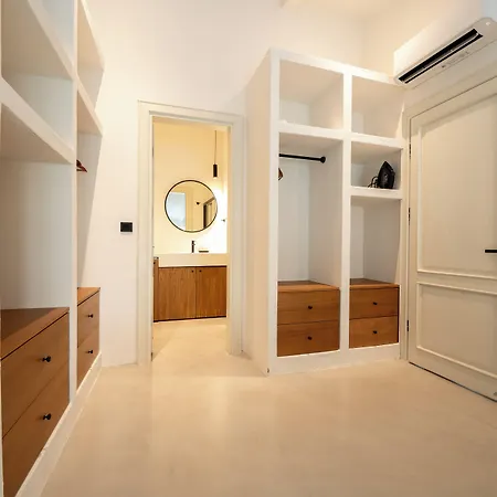 Gizz Aparthotel 4*